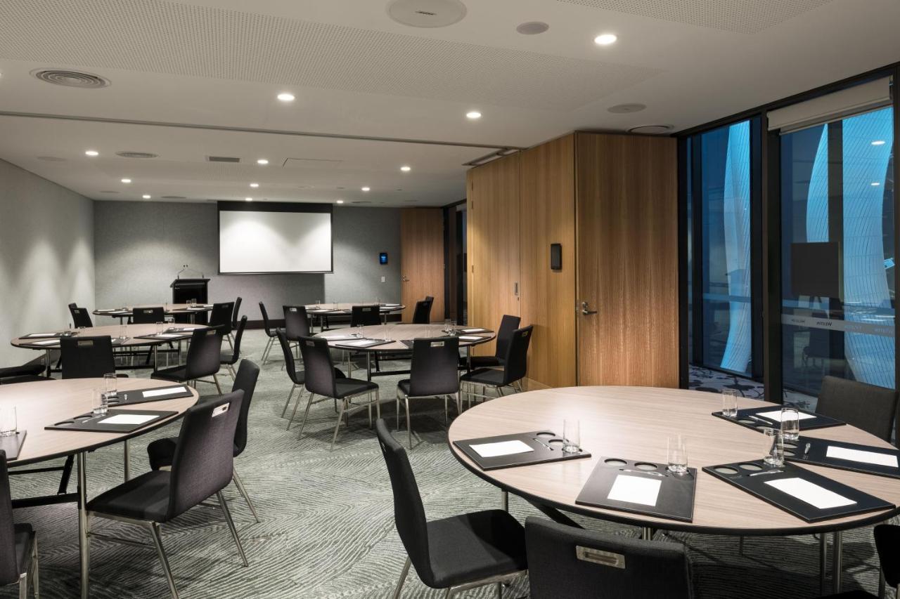 Hotel The Westin Brisbane Exterior foto The Boardroom